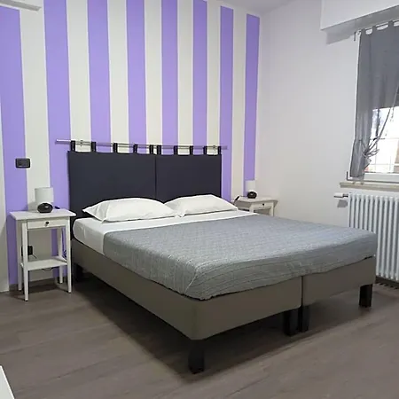 Frühstückspension Km 198 - Letto E Colazione 4*