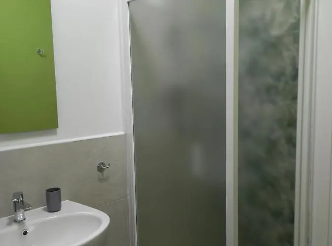 Bed & Breakfast Km 198 - Letto E Colazione 4*